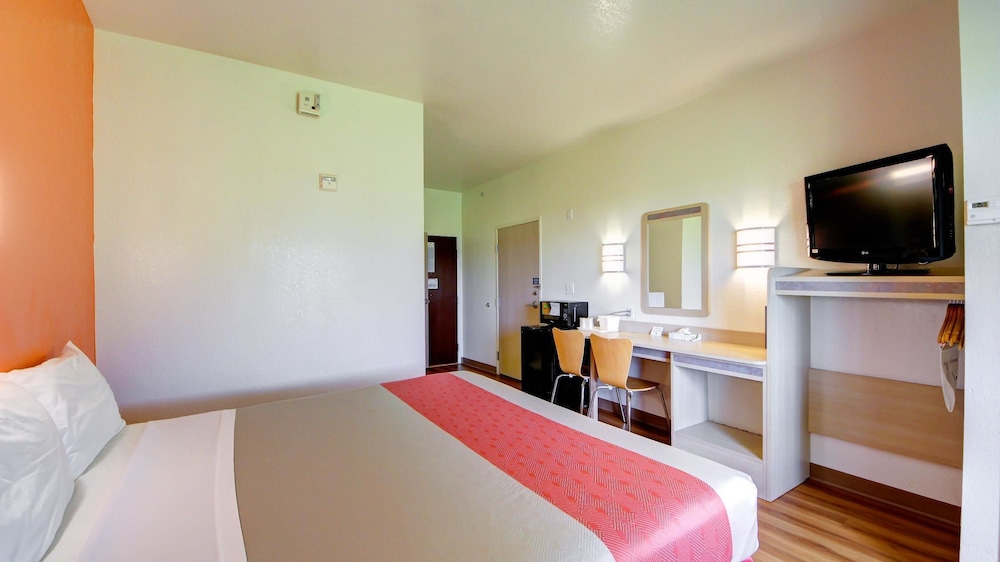 Motel6 El Reno, OK 10/49