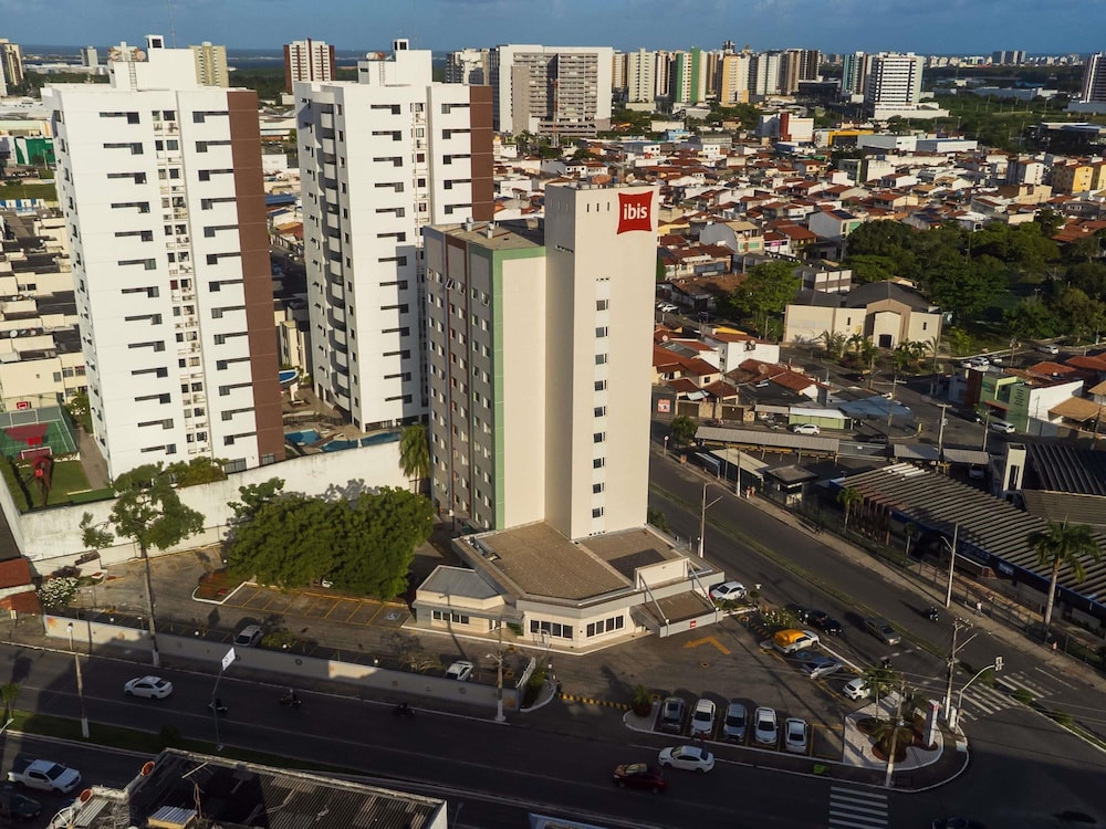 Ibis Aracaju 4/64