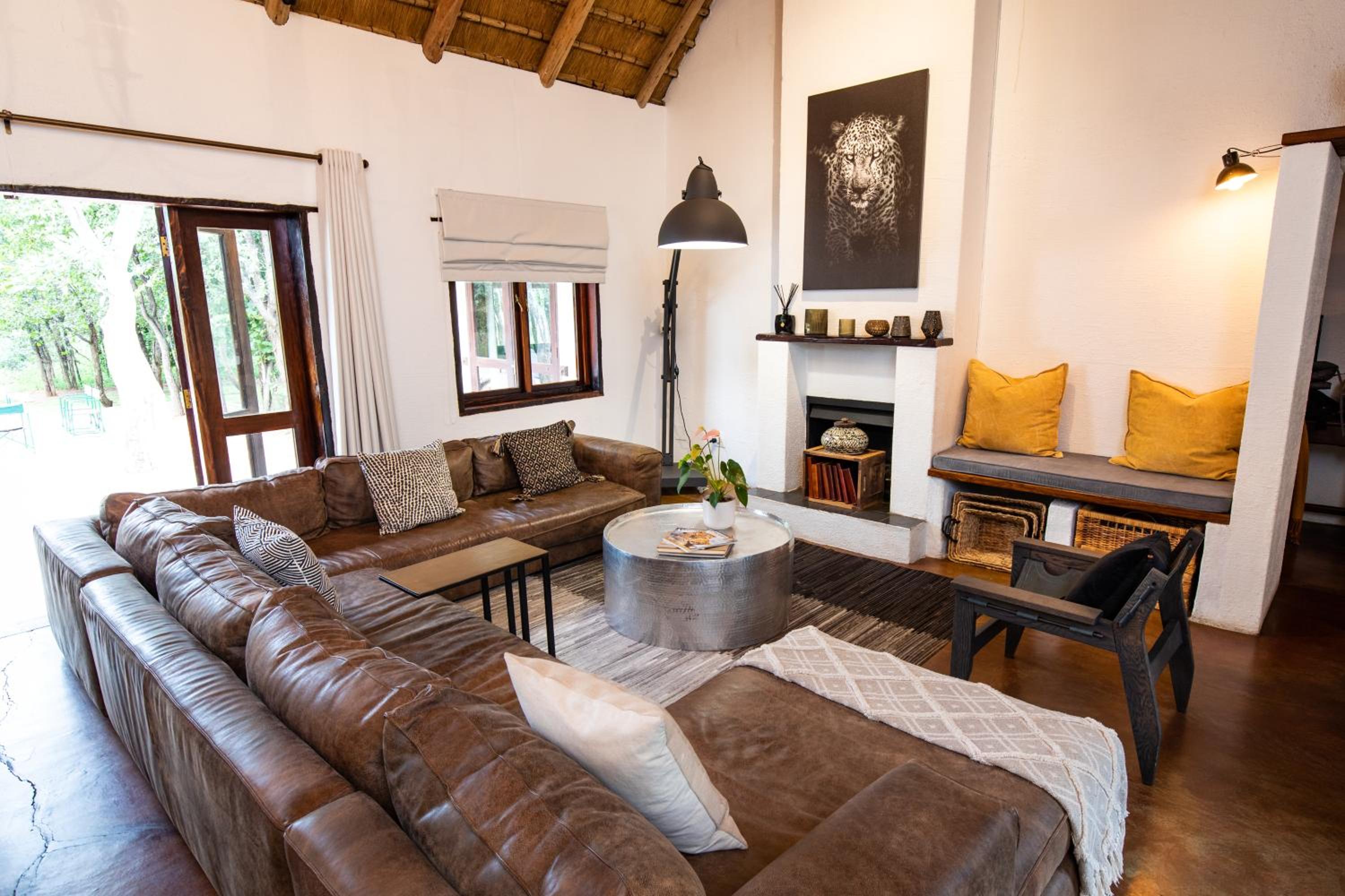 Kingly Bush Villa 17/36
