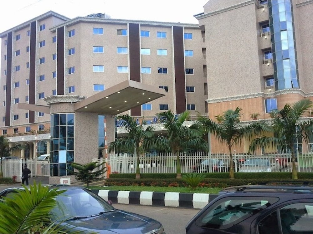 Barcelona Hotels Abuja 47/50