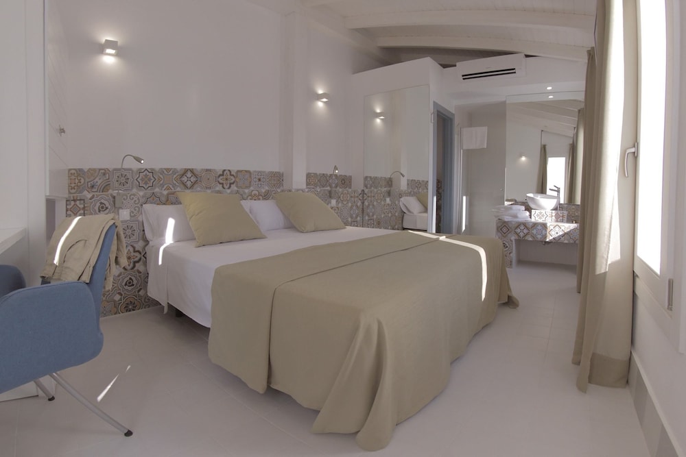 Hostal Gravina 11/50