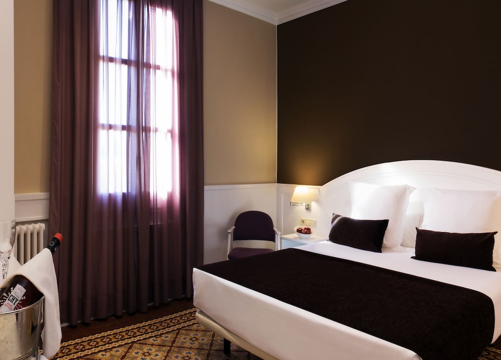 Room, Double Bed, Garden View