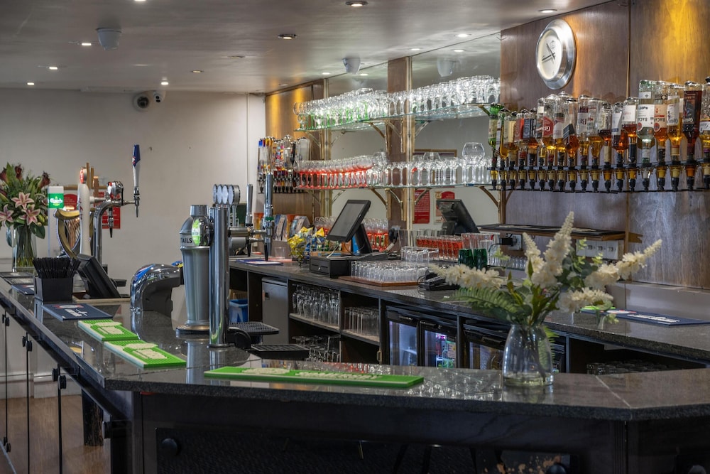 Best Western The Plough Hotel 33/50