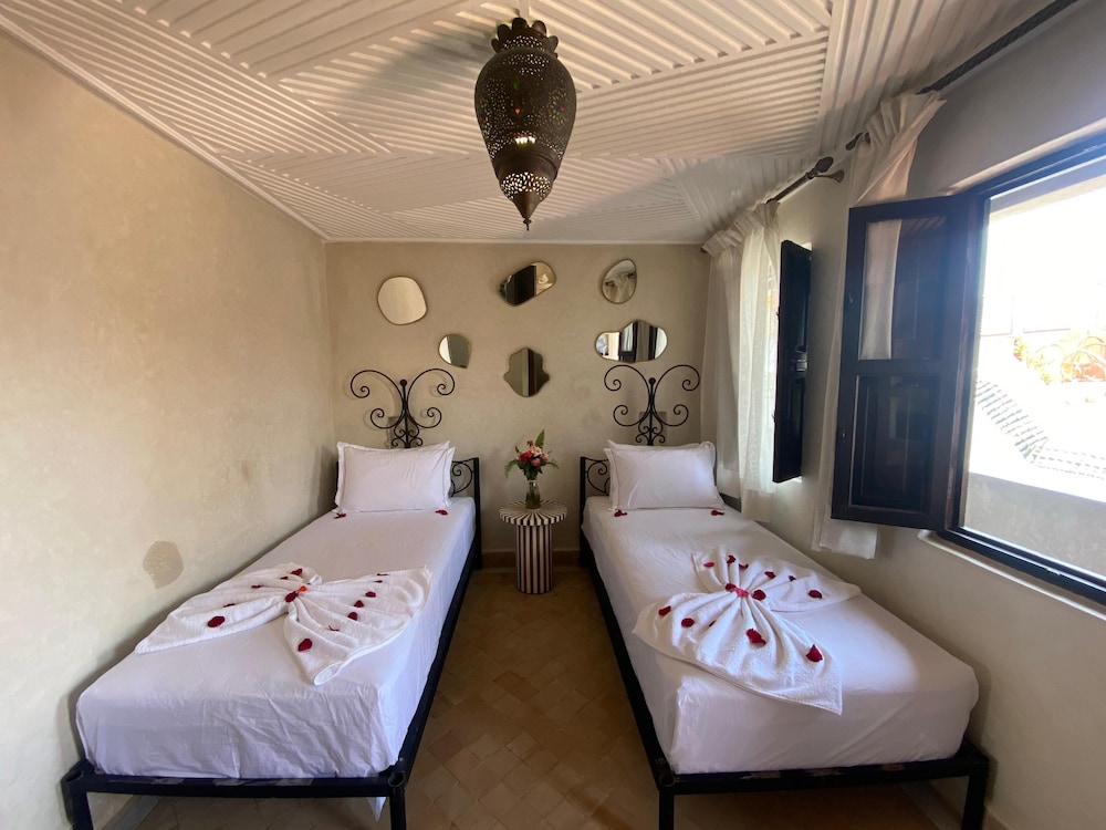 Riad BAB YACOUT PISCINE and SPA 15/50