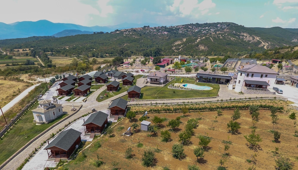 LOTOS MOUNTAIN RESORT KONITSA 61/69