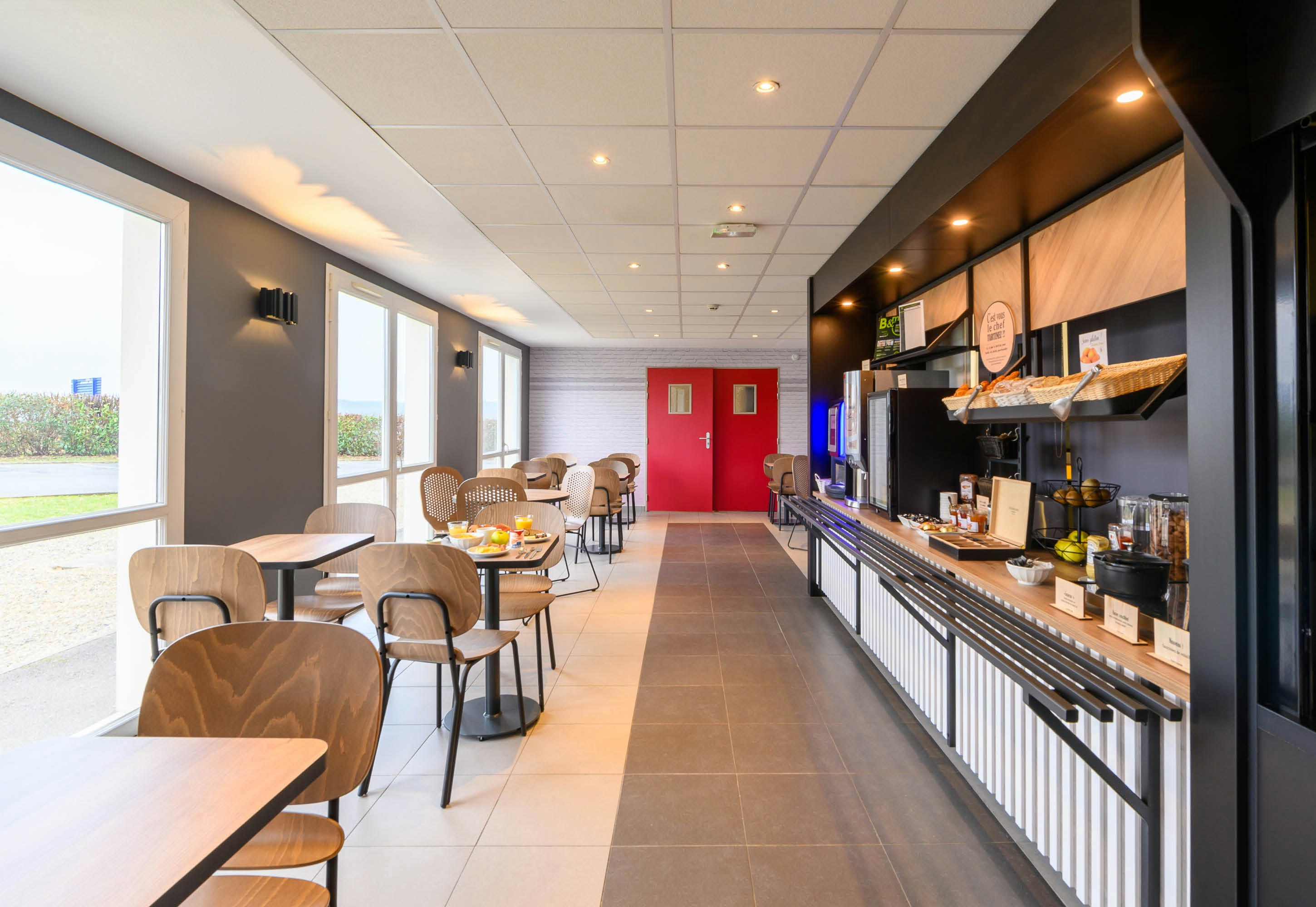 B&B HOTEL Compiegne Thourotte 21/30