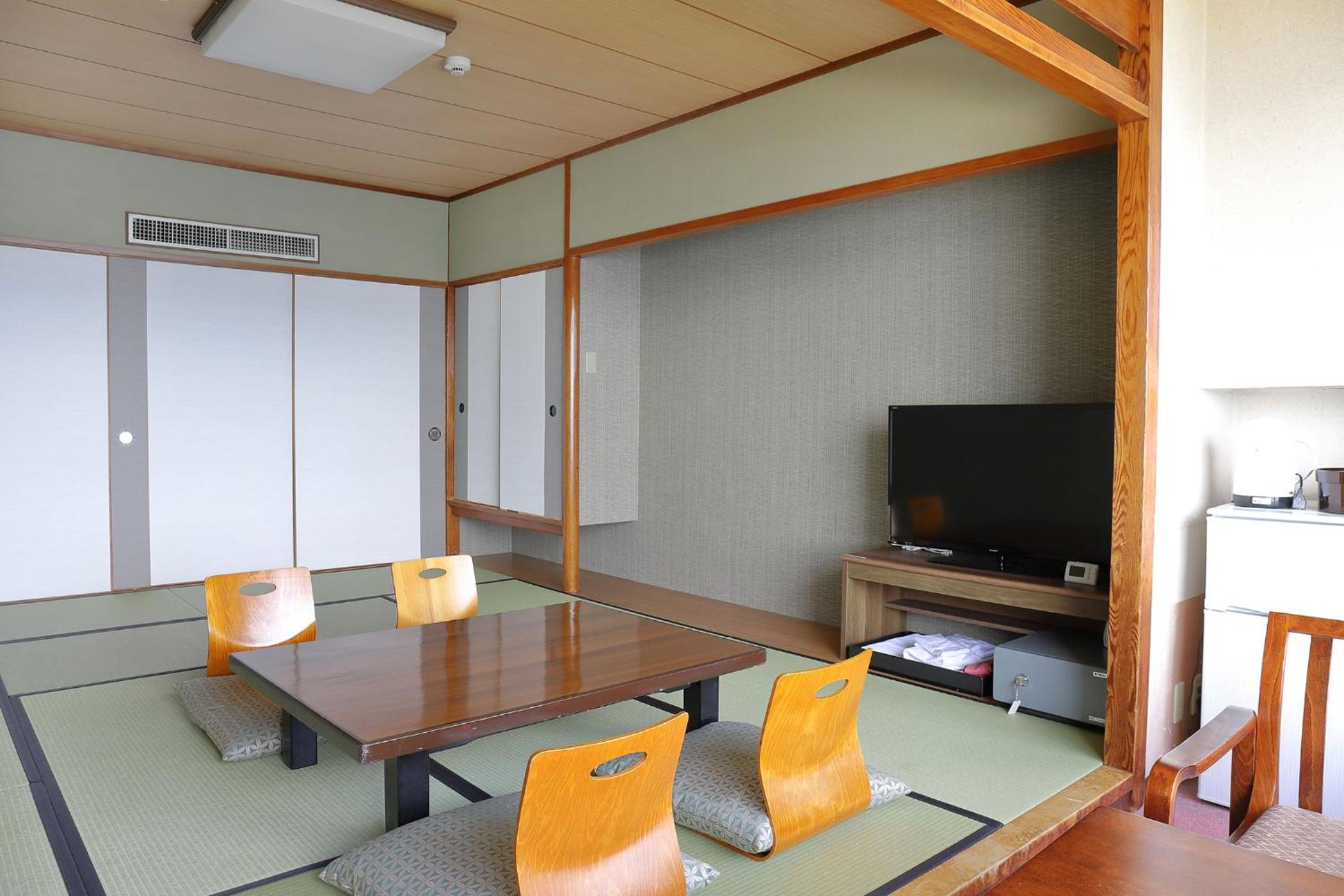 Japanese, Economy, Sea Side, Shared Bathroom