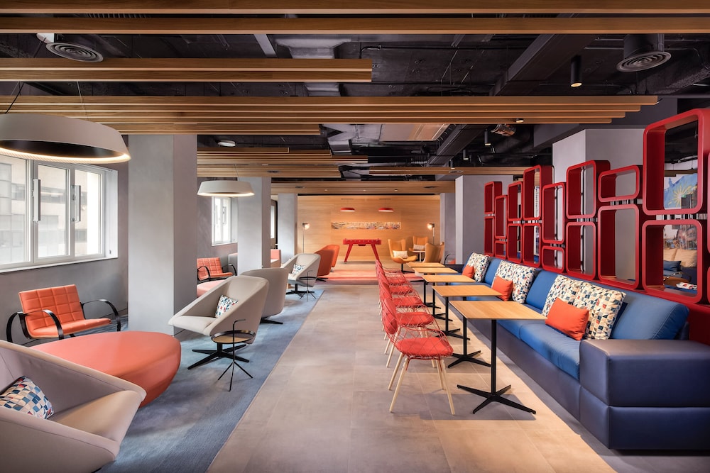 Aloft Madrid Gran Via 32/38