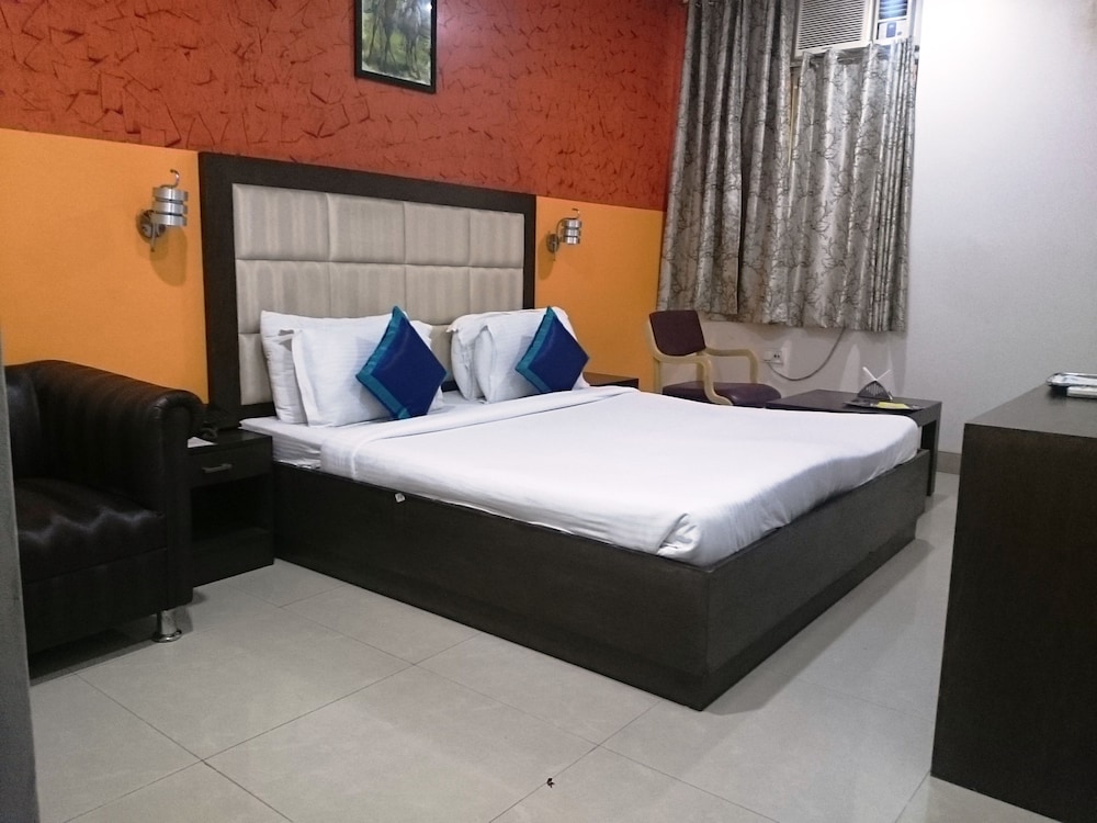 Hotel The RTS, New Delhi 17/50