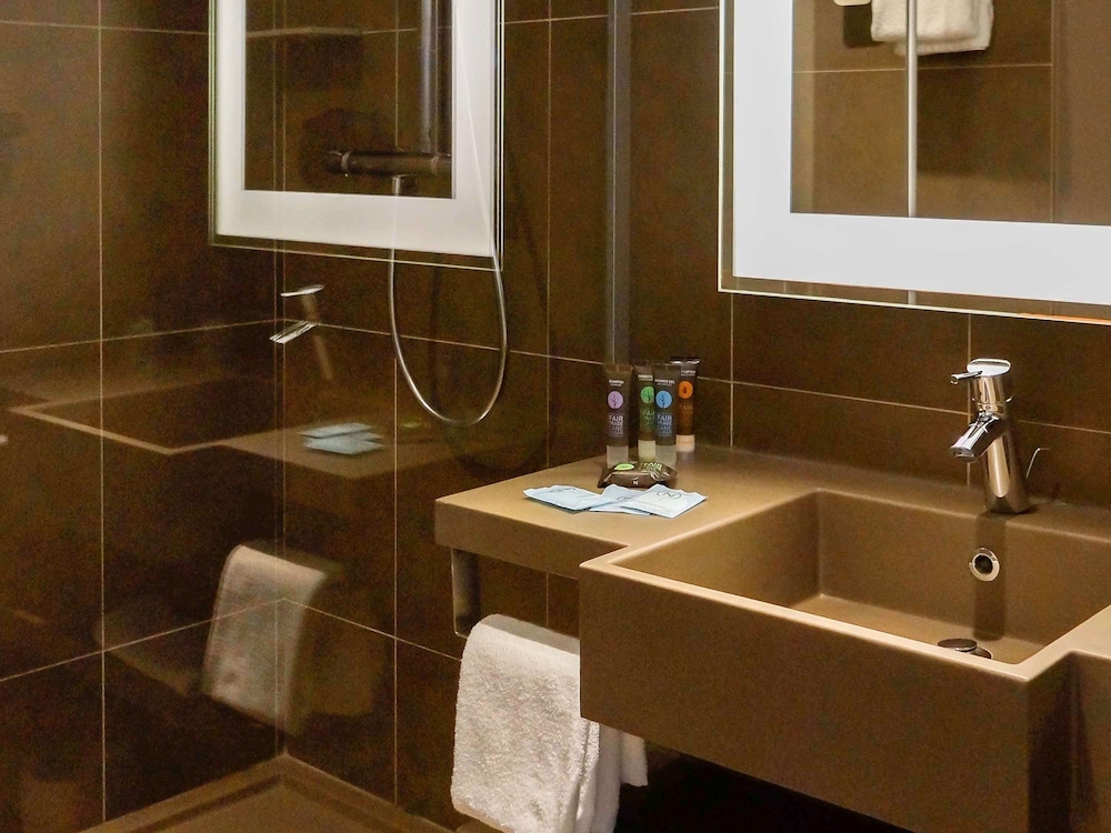 Novotel Paris Saclay 33/74
