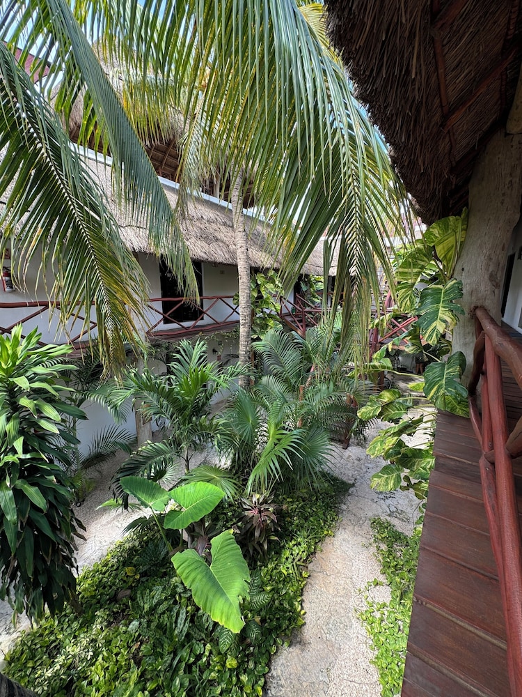 Hotel Kin Ha Pueblo 76/79