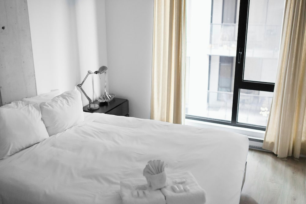 Hotel Hari International 11/21