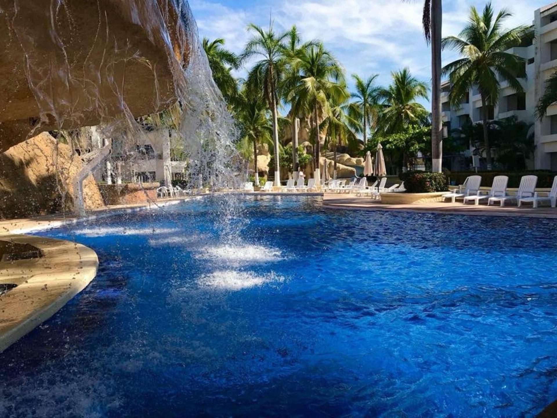 Ixtapa Palace Resort 42/47