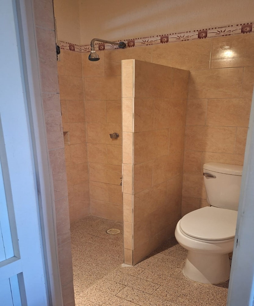 OYO Hotel Rolovi Cancun 51/60