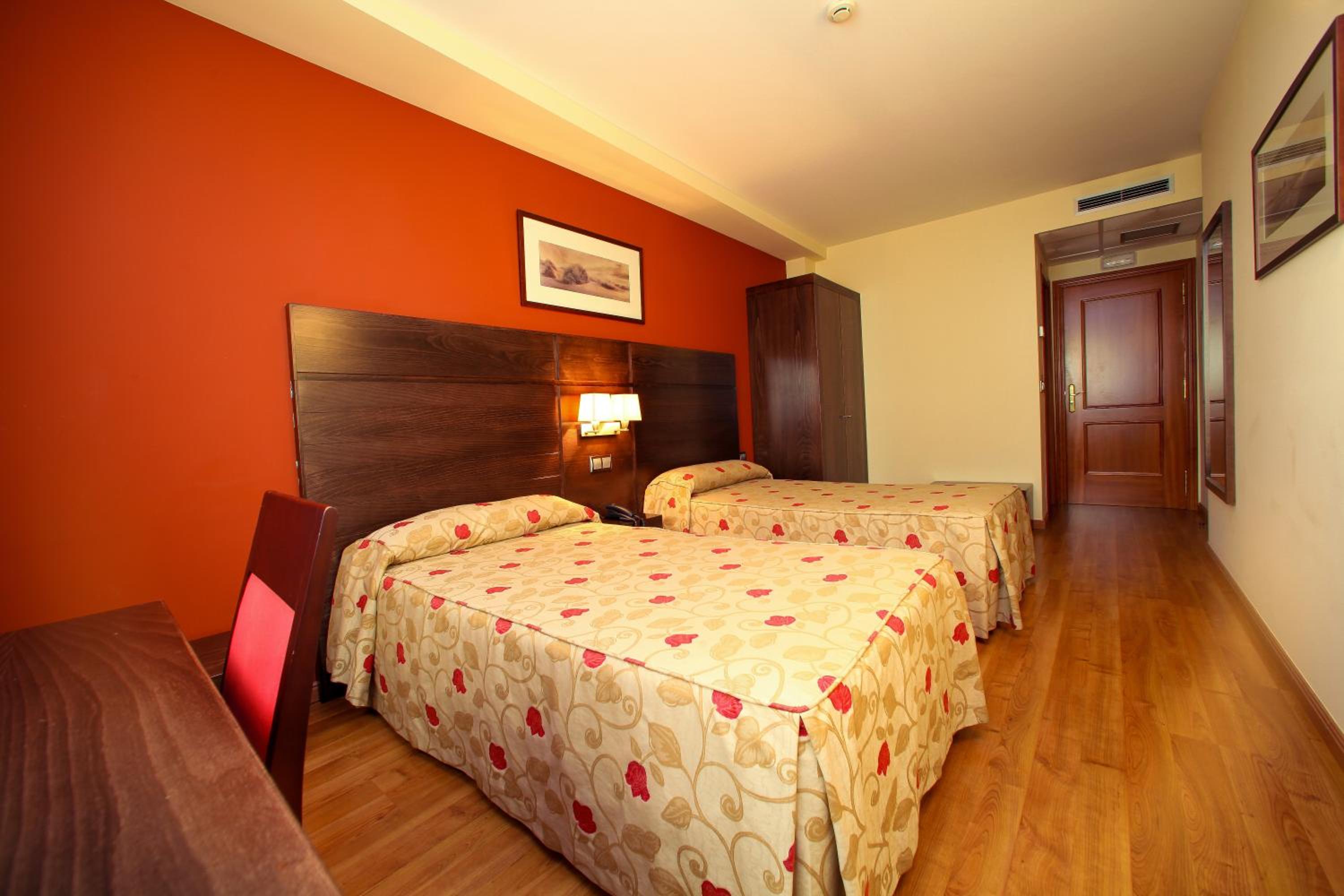 Hotel Condes de Lemos 18/55