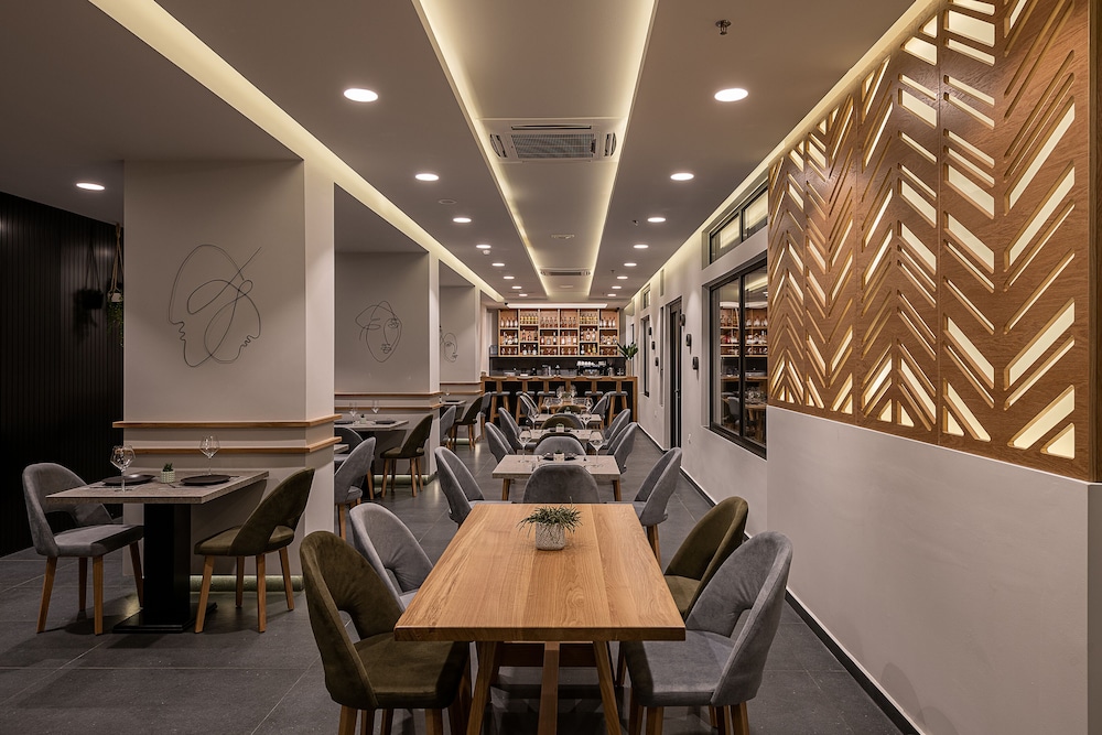 Morum City Hotel 51/61