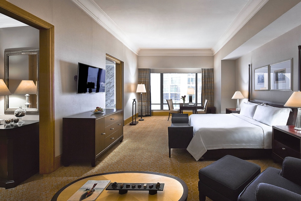 Ritz Carlton Jakarta Mega Kuningan Hotel 18/52