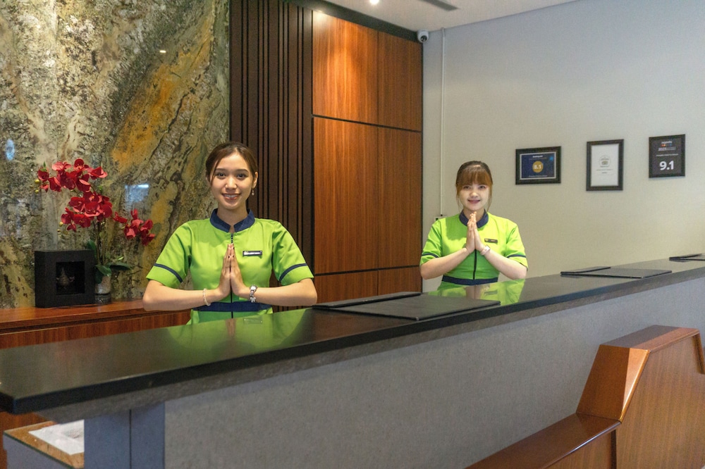 Primebiz Hotel Surabaya 11/74