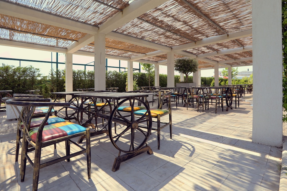 Velipoja Grand Europa Resort, Affiliated by Melia 34/50