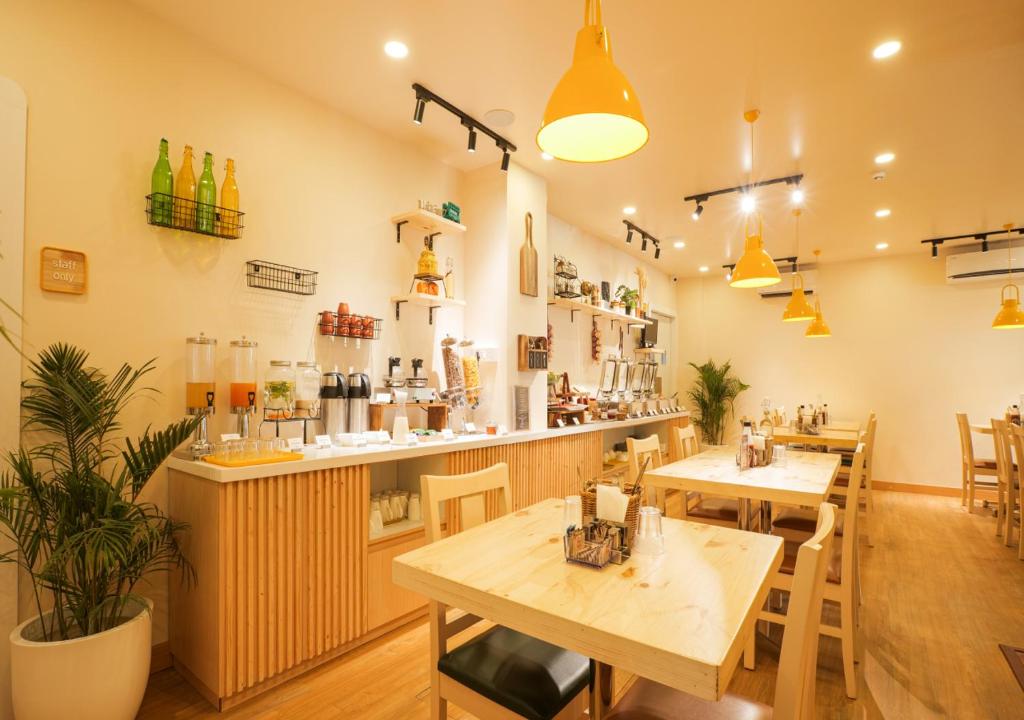 Bloom Hotel - Koramangala 34/38