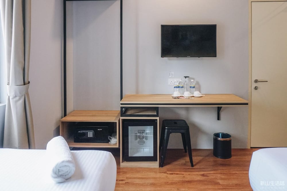 Ciq Hotel At Jalan Trus 36/54