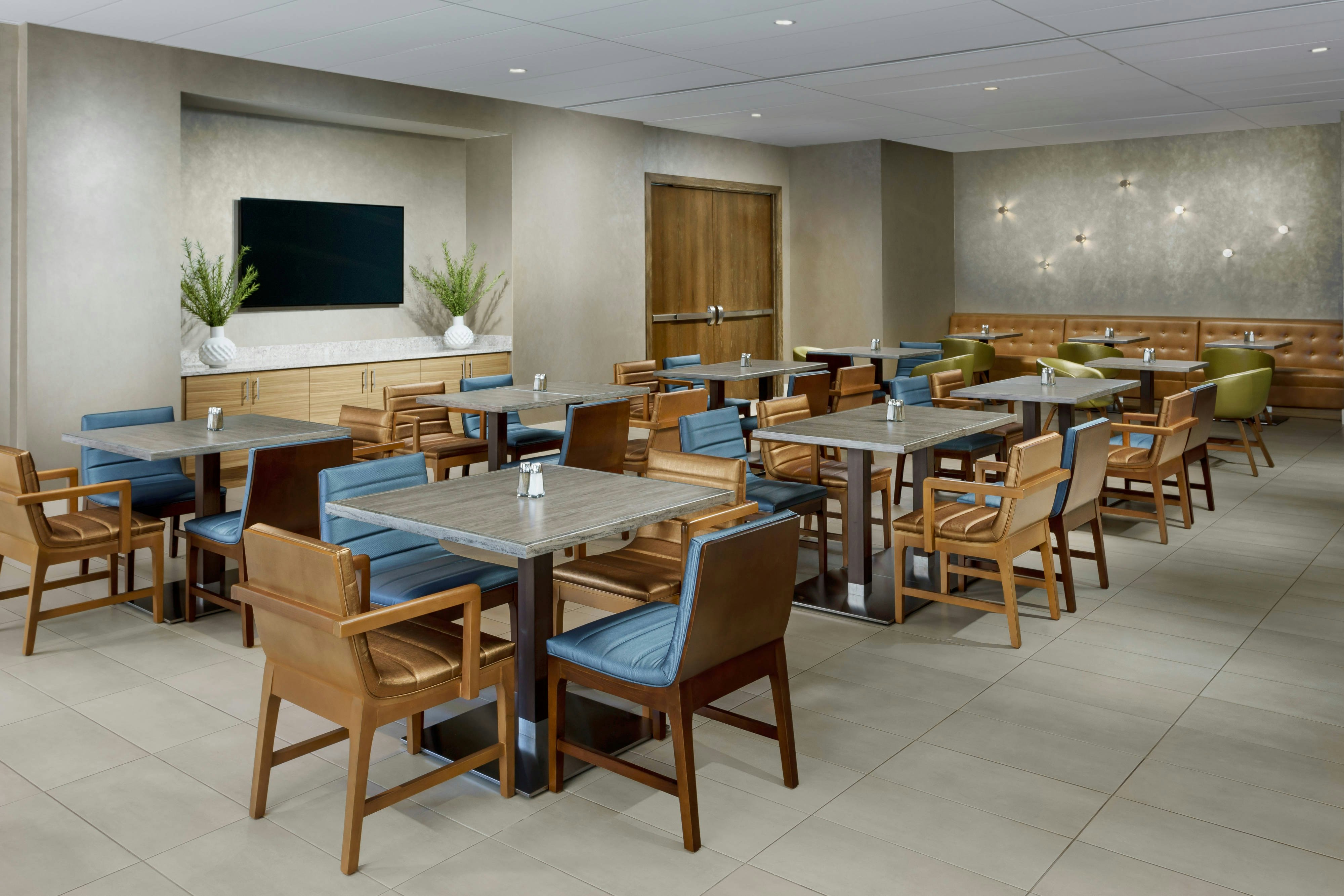 Springhill Suites Chicago Downtown River North 54/56