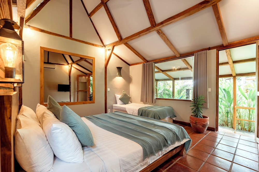 Coconut Garden Resort 8/50