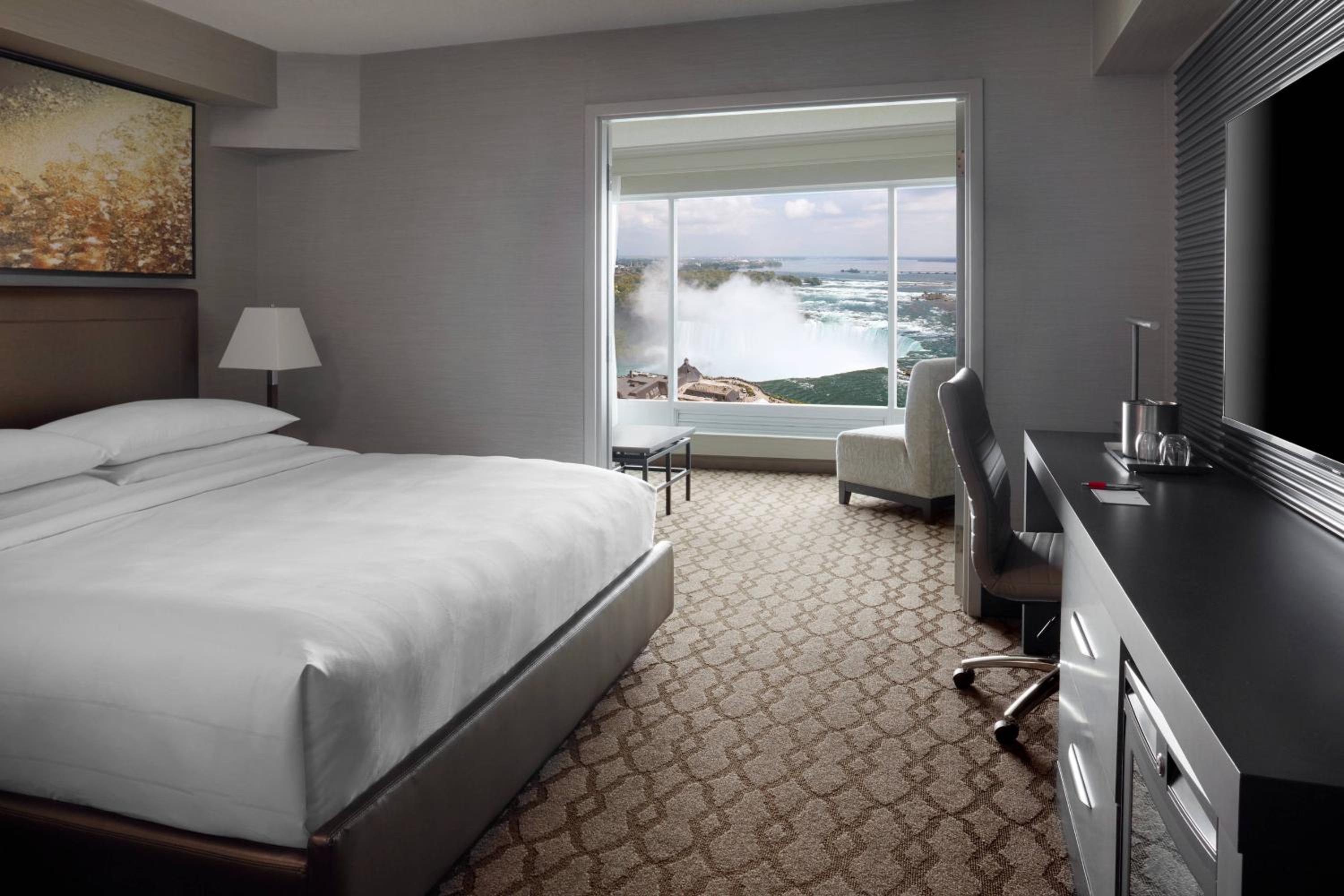junior suite, falls view