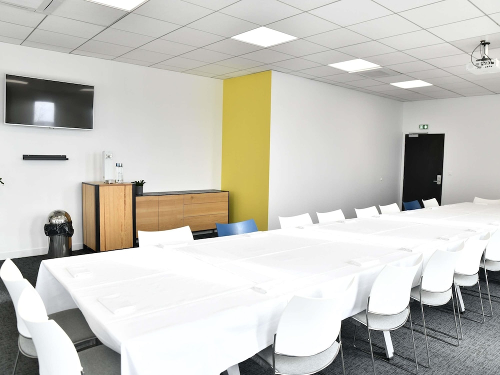 Mercure Lyon Genas Eurexpo 38/50