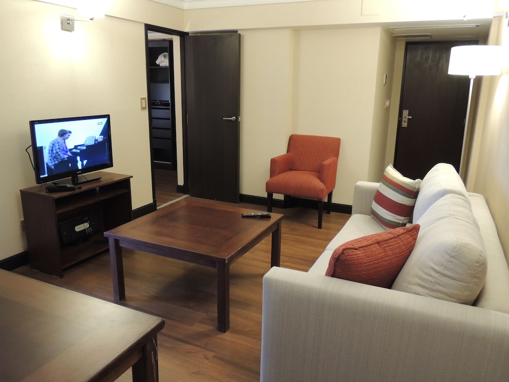 Premium Tower Suites San Luis 44/60