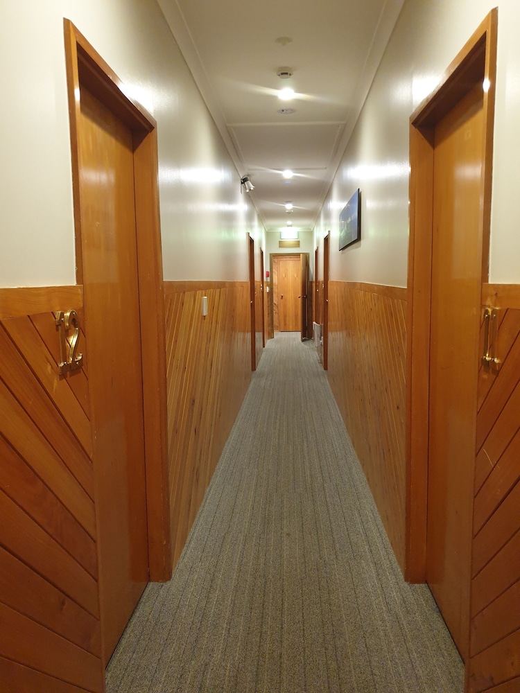 Plateau Lodge 20/48
