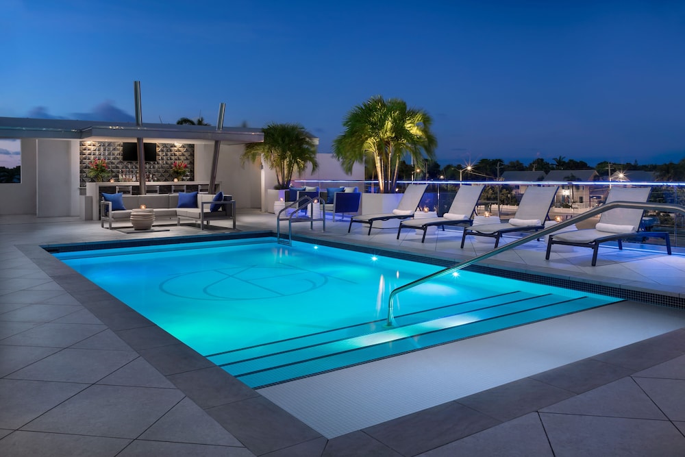 H2o Suites Hotel 40/58