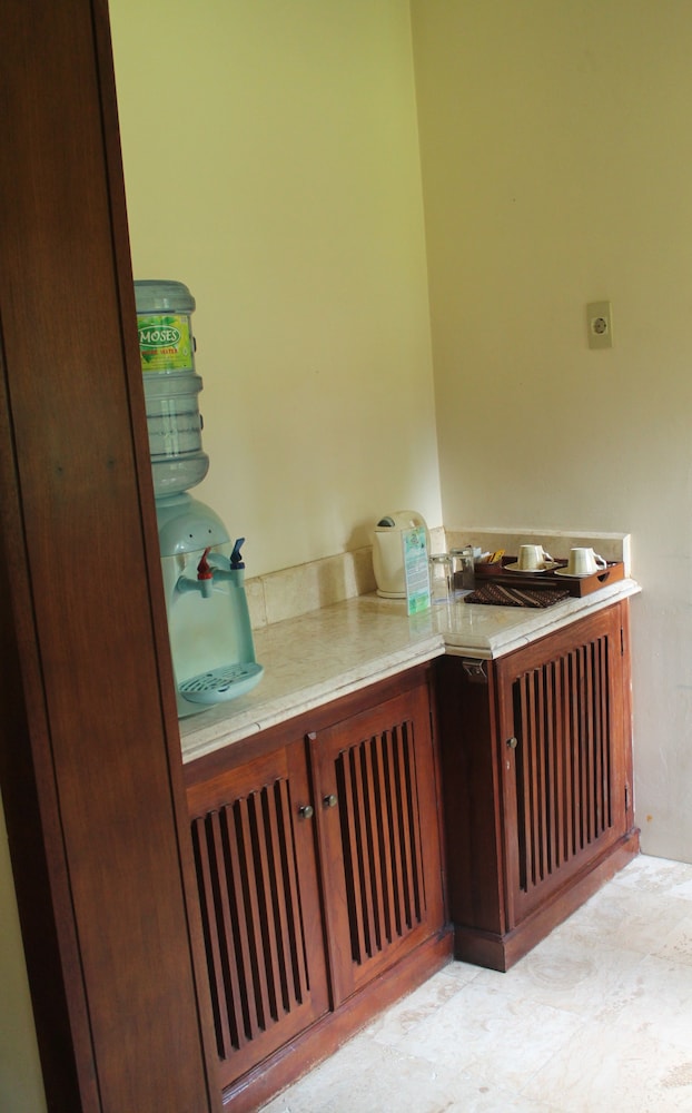 Laras Asri Resort And Spa 10/66