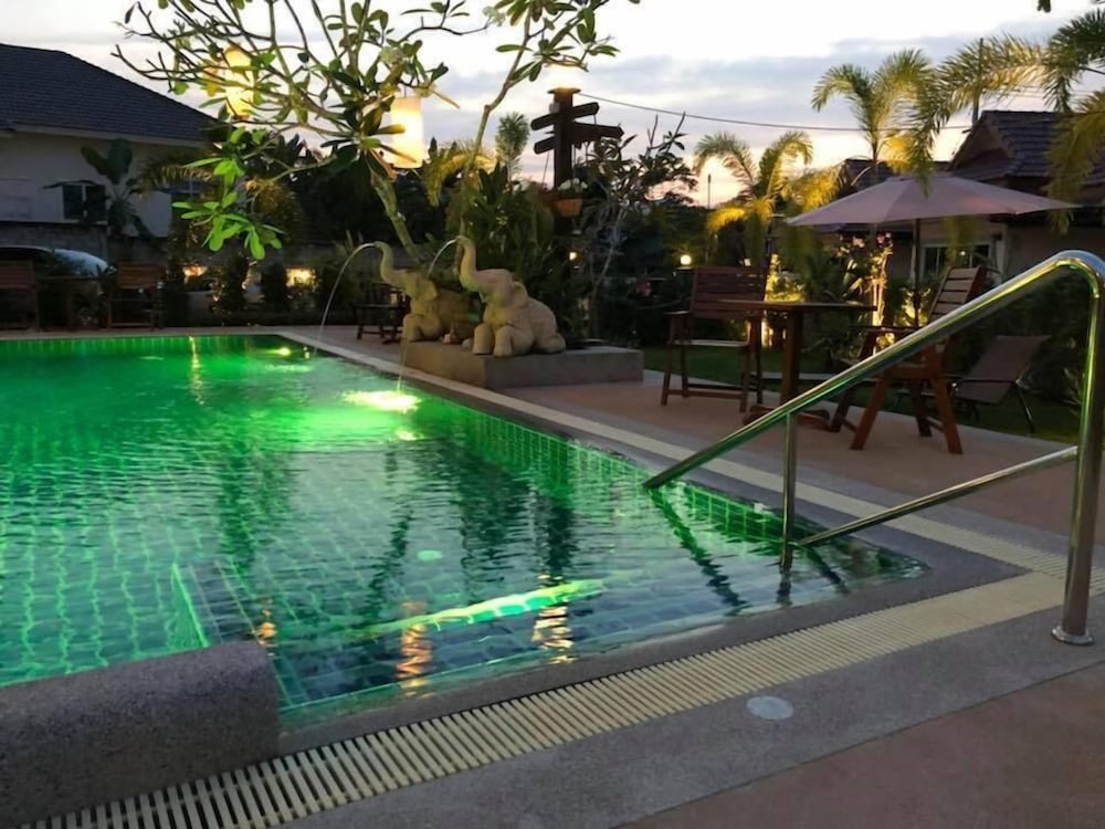 Baan Sooksiri Bangsaray 9/58