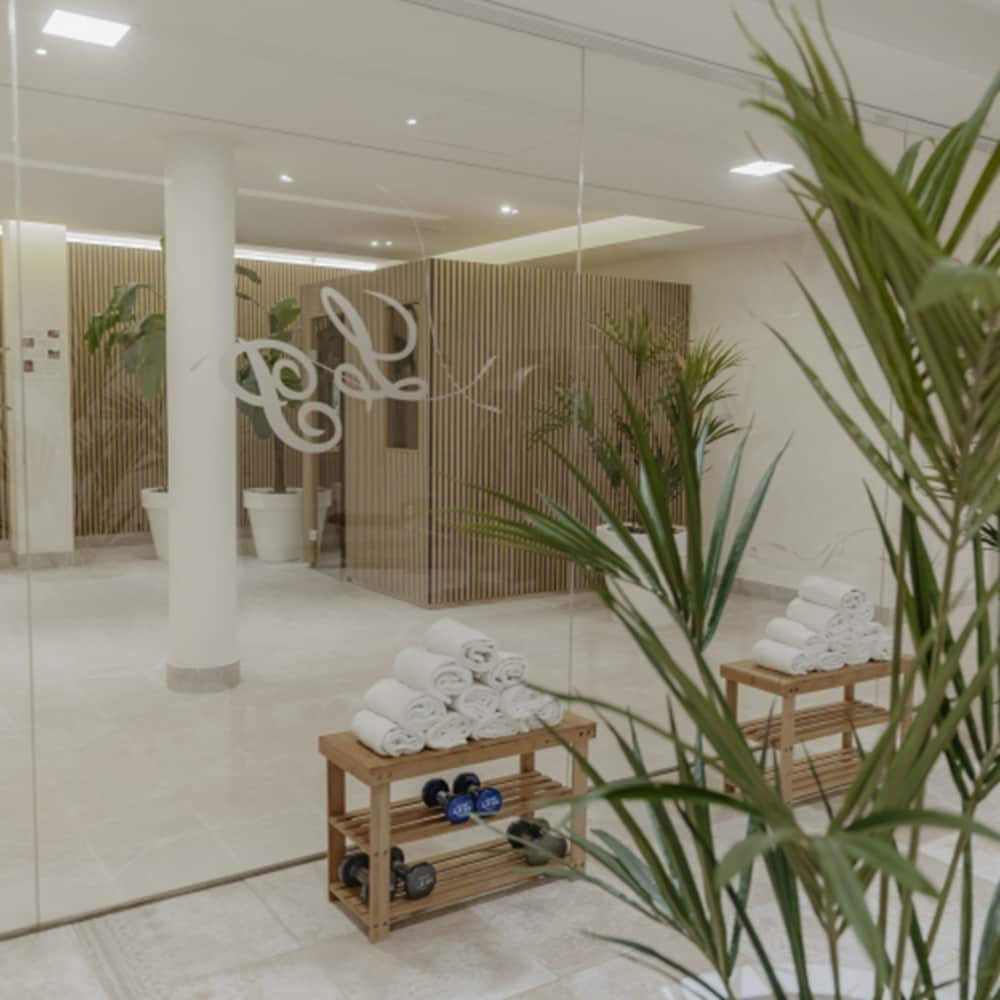 La Pergola Aparthotel 15/60