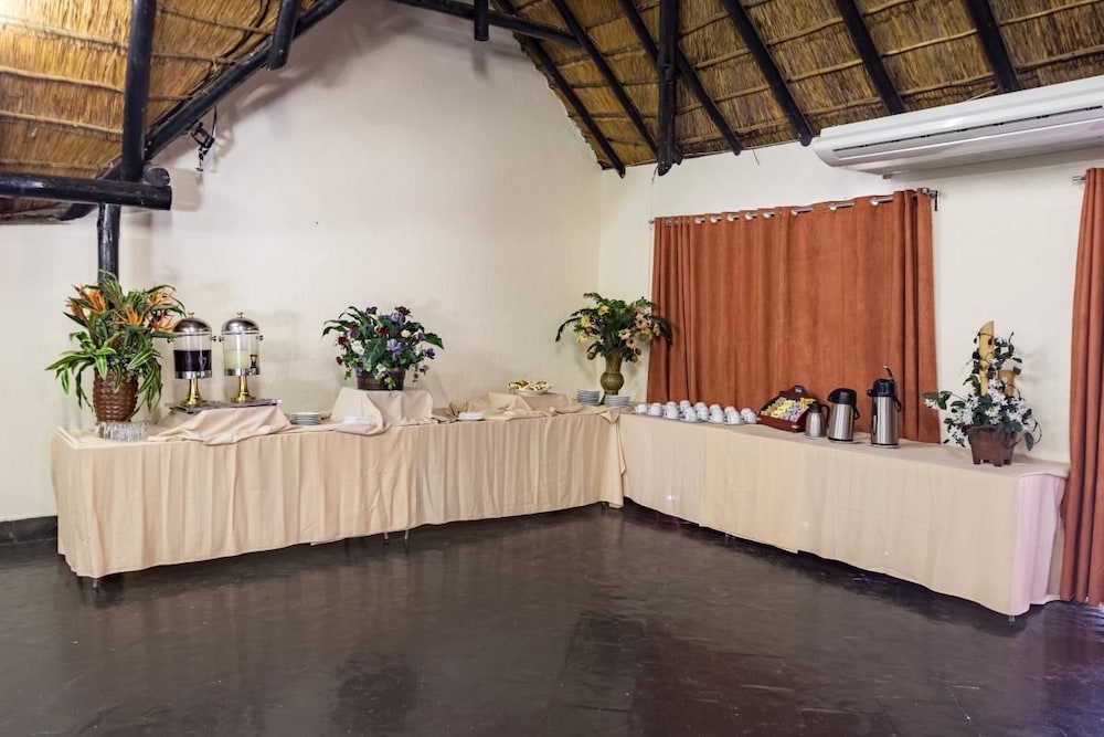 Shumba Valley Lodge 4/50