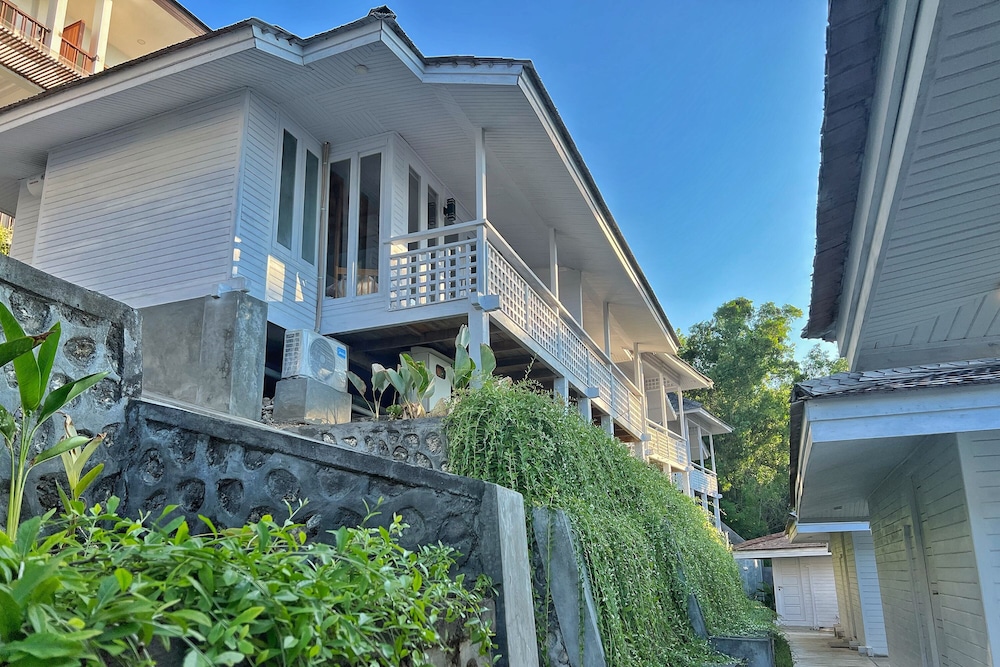 Sea La Vie Resort Nusa Penida 3/50