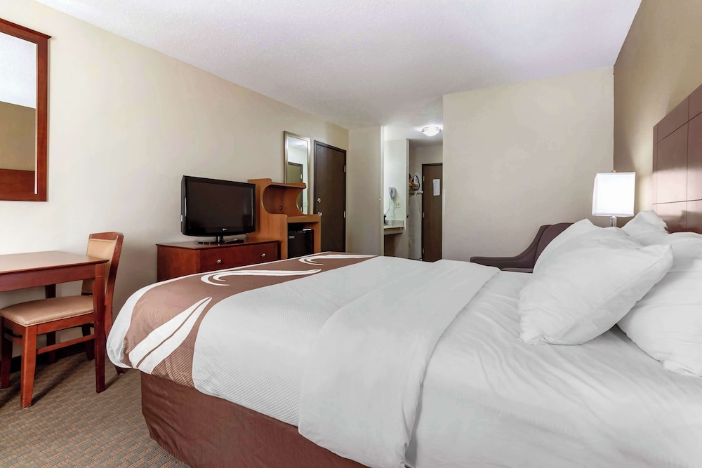 Room, Queen Bed, Accessible