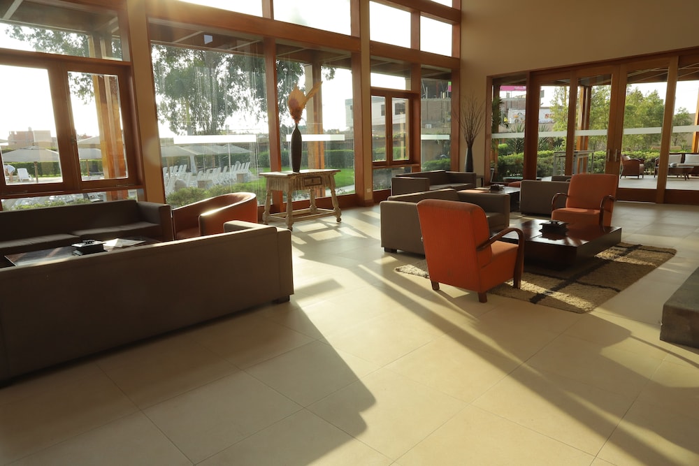 CASA ANDINA STANDARD CHINCHA 47/69