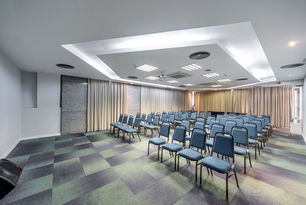 Manhattan Porto Alegre by Mercure 60/70