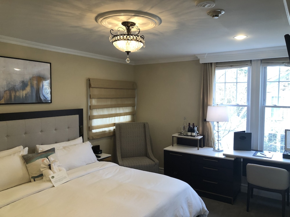 The Peacock Inn Ascend Hotel Collection 23/35