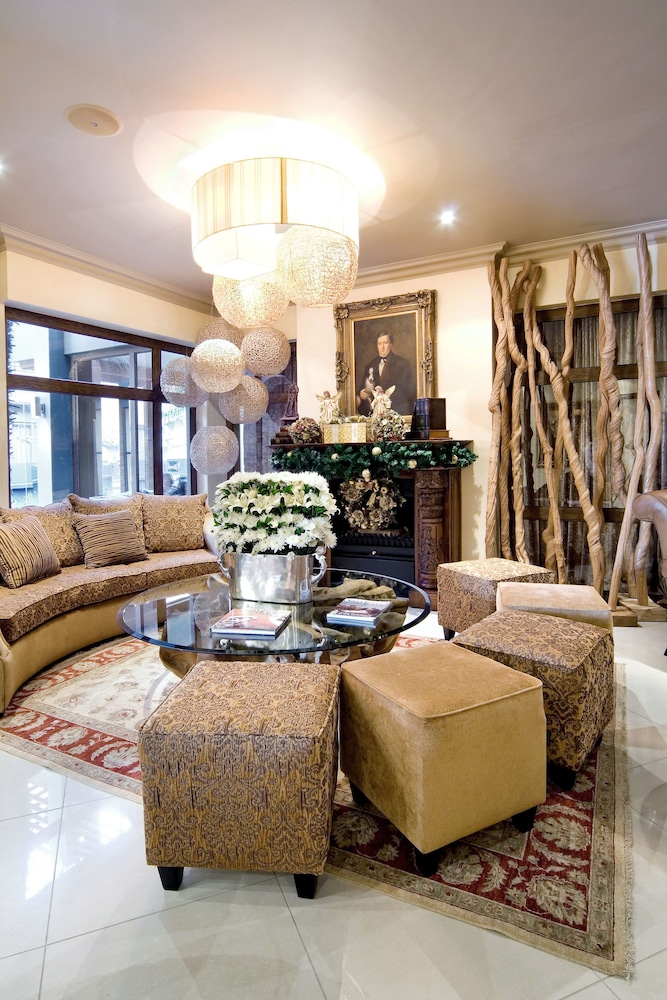 Fusion Boutique Hotel 33/68