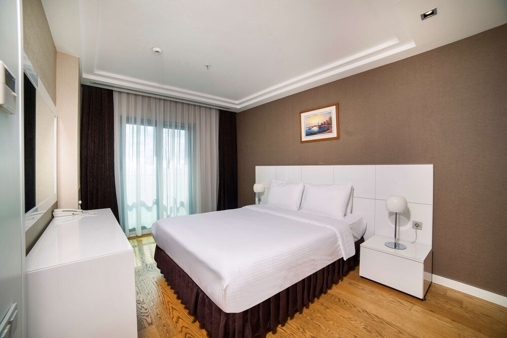 Radisson Residences Avrupa Tem Istanbul 23/66