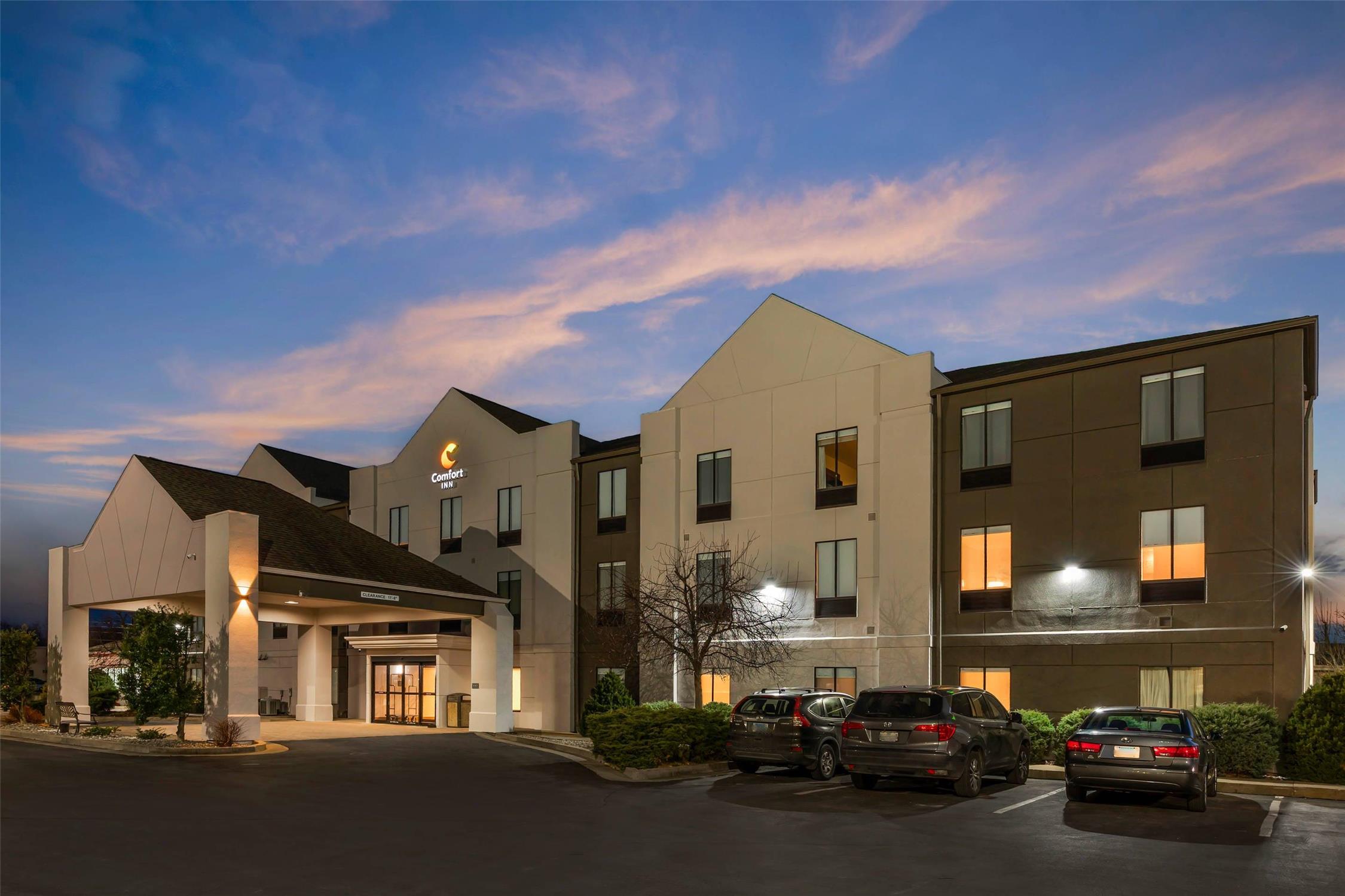 Comfort Inn Sullivan 29/30
