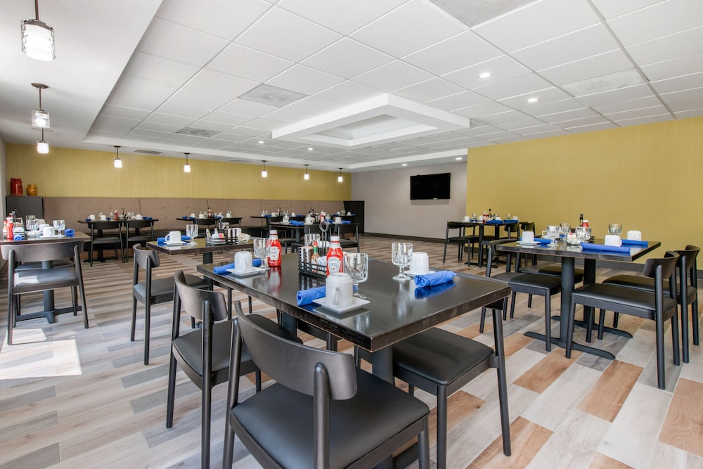 Holiday Inn Melbourne-Viera Conference Ctr 40/60