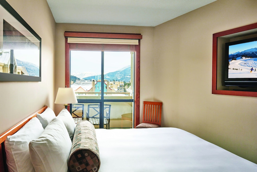 2 BEDROOMS, SUITE, MOUNTAIN VIEW