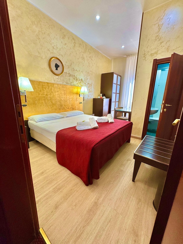 غرفة كلاسيكية بسرير مزدوج أو سريرين منفصلين، Hotel Fiorella 9/10