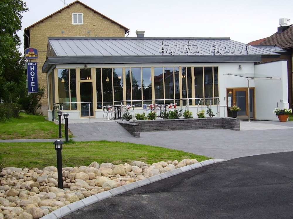 Arena Hotell 4/53
