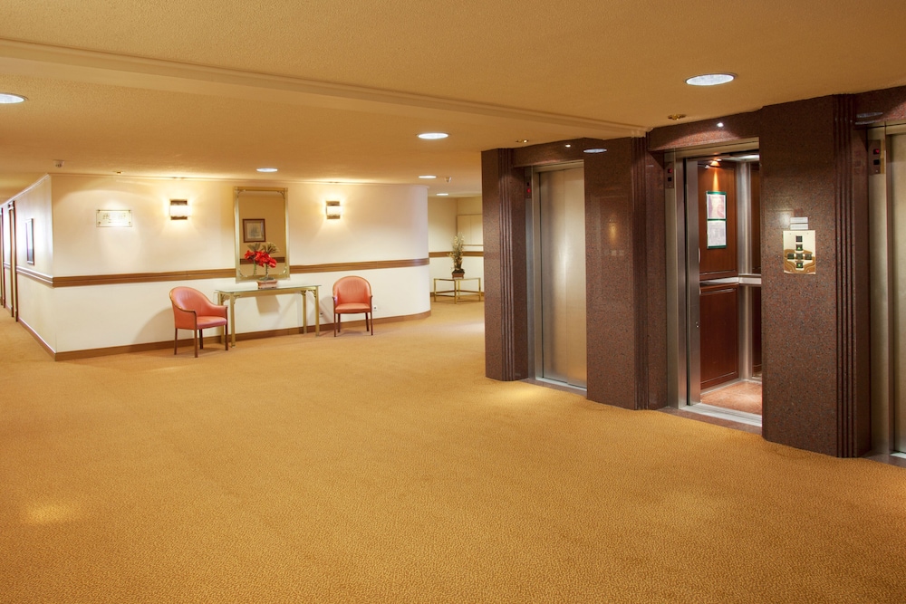 Holiday Inn Thessaloniki 6/72