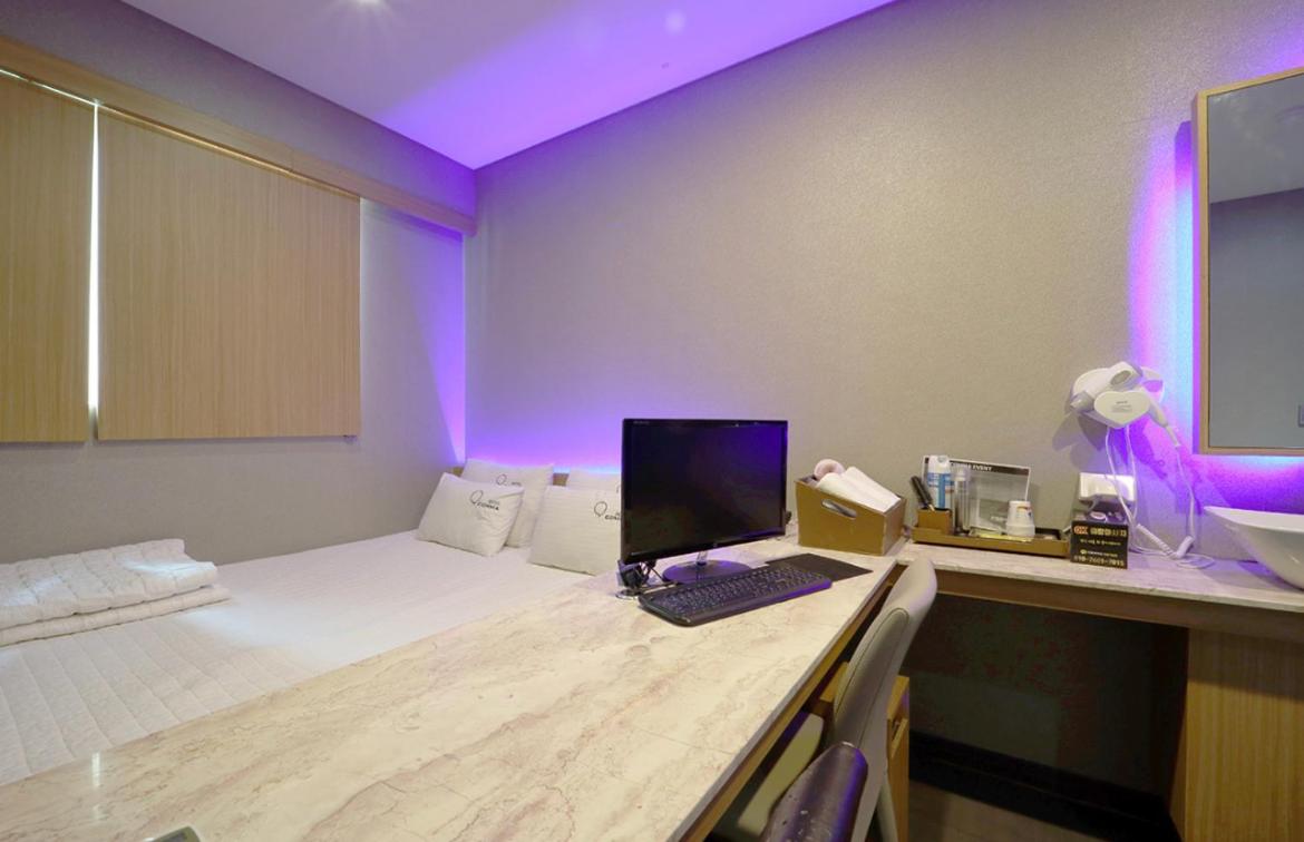 Nampo Comma Hotel 40/48